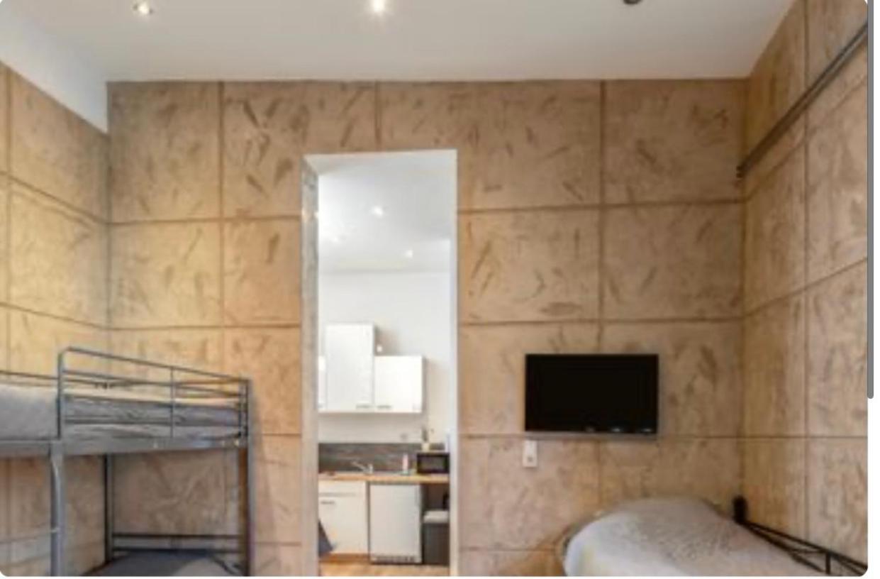 Apartment Be My Guest In *